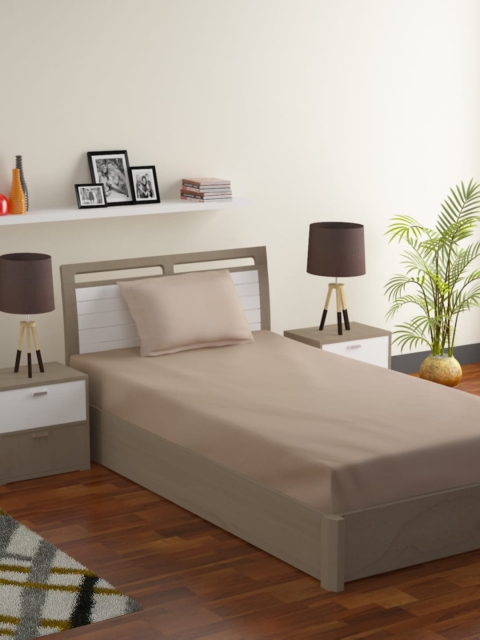 

Bromwick Beige Solid 180 TC Polycotton 1 Single Bedsheet with 1 Pillow Covers