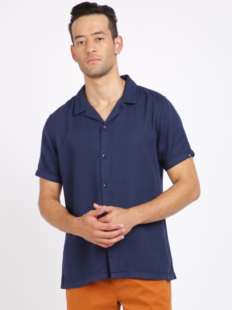 

Breakbounce Men Blue Regular Fit Solid Casual Shirt
