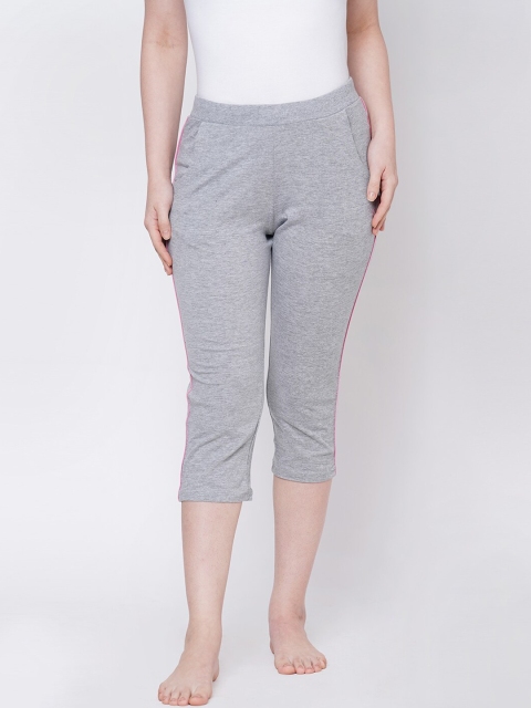 

Sweet Dreams Women Grey Melange Solid Regular Fit Lounge Capris