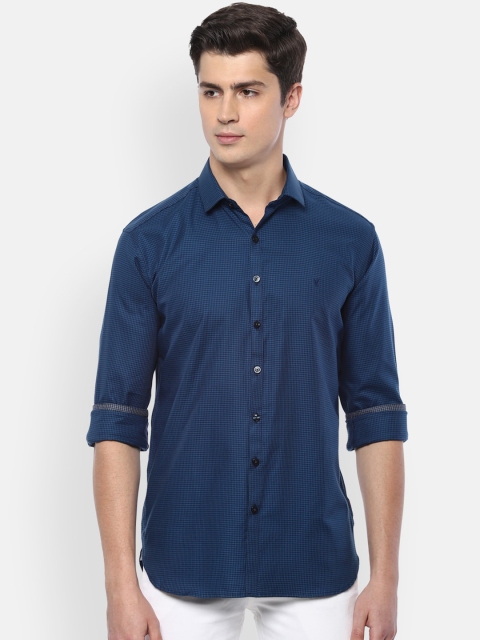 

V Dot Men Navy Blue Slim Fit Checked Casual Shirt