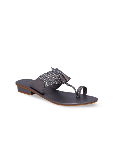 

ERIDANI Women Gunmetal-Toned Woven Design One Toe Flats, Metallic