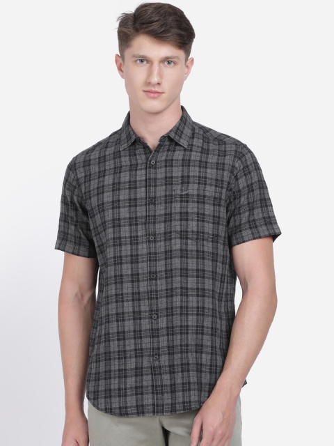 

Crocodile Men Grey Regular Fit Checked Casual Shirt