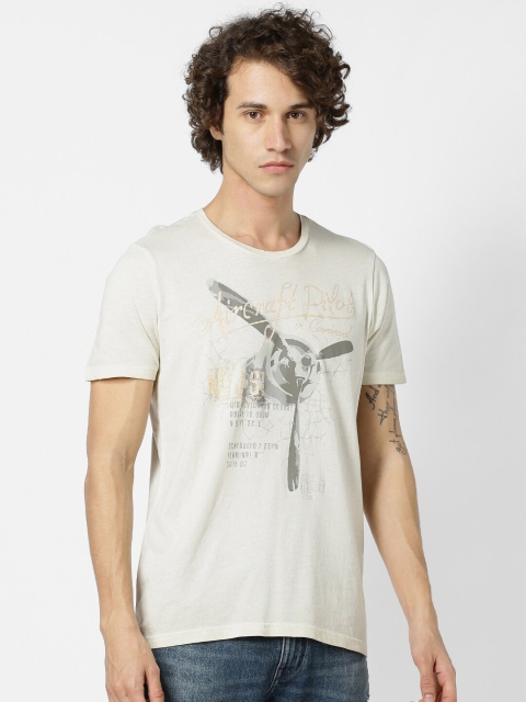 

Celio Men Beige Printed Round Neck T-shirt