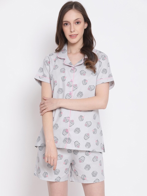 

Kanvin Women Grey & Black Printed Night suit