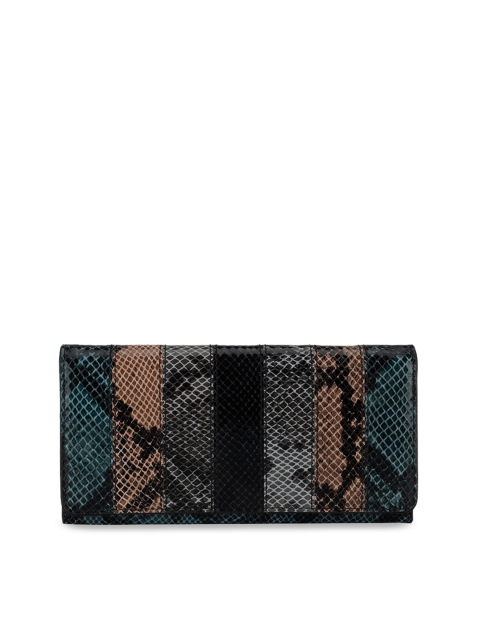 

Da Milano Women Black Textured Envelope
