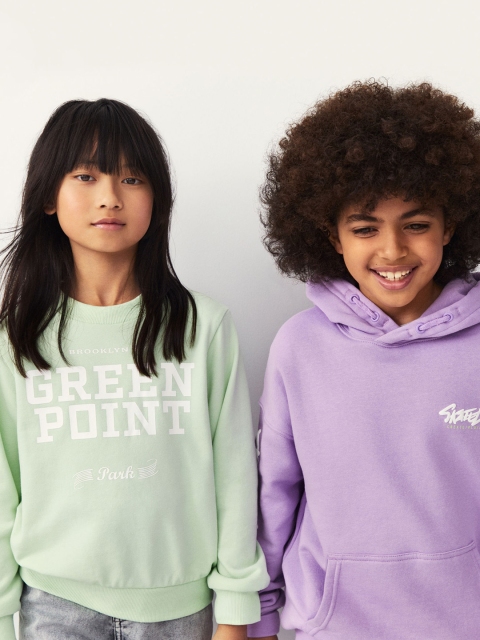 

H&M Girls Green Boxy sweatshirt