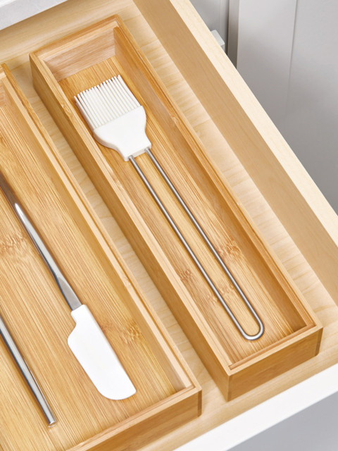 

INTERDESIGN Beige Solid Formbu Drawer Organiser