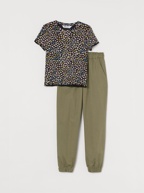 

H&M Green & Black 2-piece cotton set