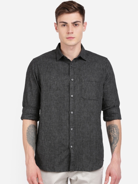 

Crocodile Men Black Regular Fit Self Design Casual Shirt