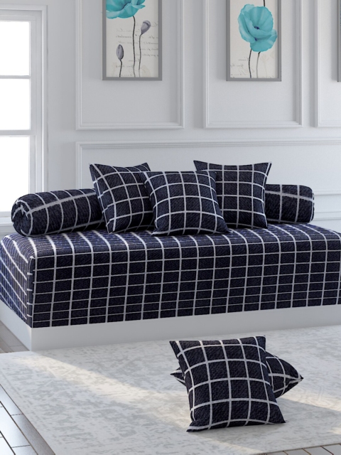 

Bromwick Set Of 8 Black & White Checked Diwan Set