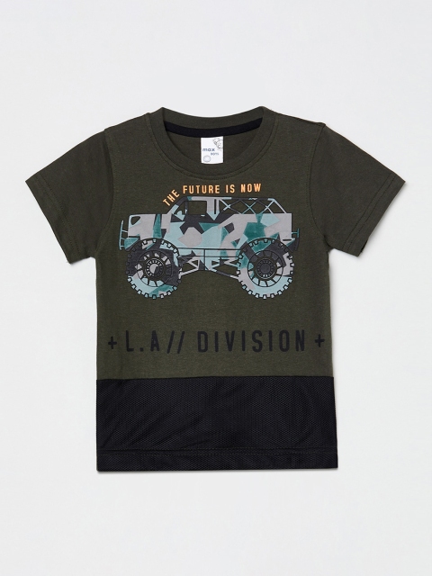 

max Boys Green Printed V-Neck T-shirt