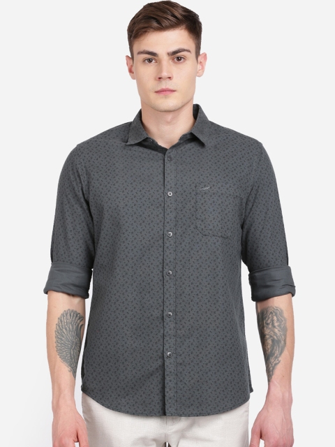 

Crocodile Men Grey & Black Regular Fit Printed Casual Shirt