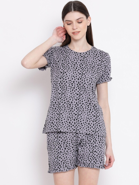 

Kanvin Women Grey & Black Printed Night suit