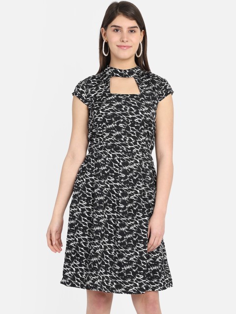 

Yaadleen Women Black & White Printed Sheath Dress