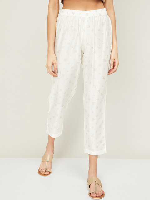 

Melange by Lifestyle Women Off-White Regular Fit Solid Regular Trousers