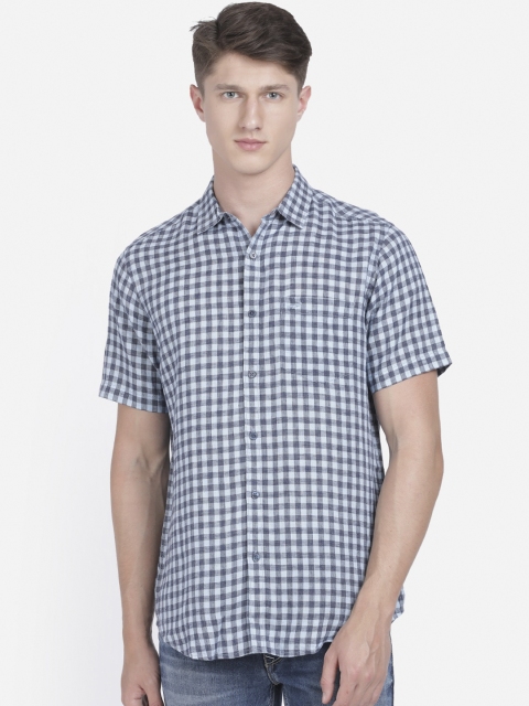 

Crocodile Men Blue Regular Fit Checked Casual Shirt