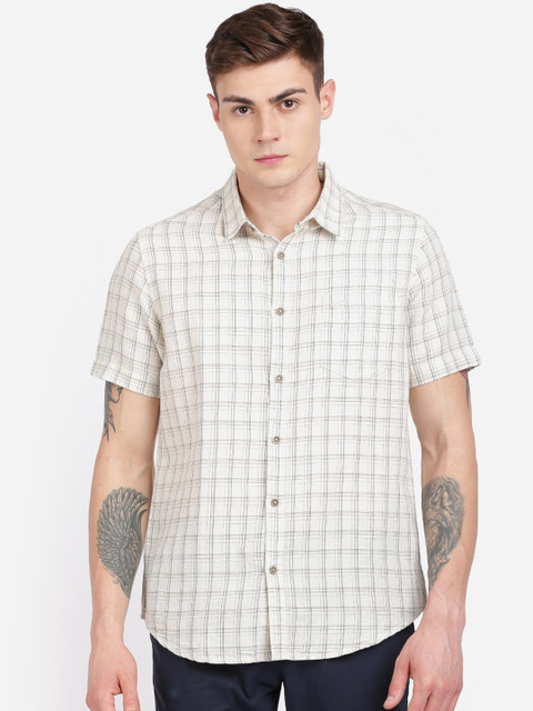 

Crocodile Men Beige & Blue Regular Fit Checked Casual Shirt