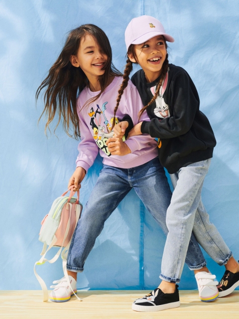 

H&M Girls Grey Printed Sweatshirt