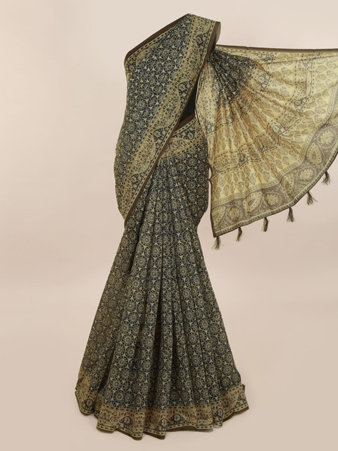 

Pothys Green & Beige Cotton Blend Printed Saree