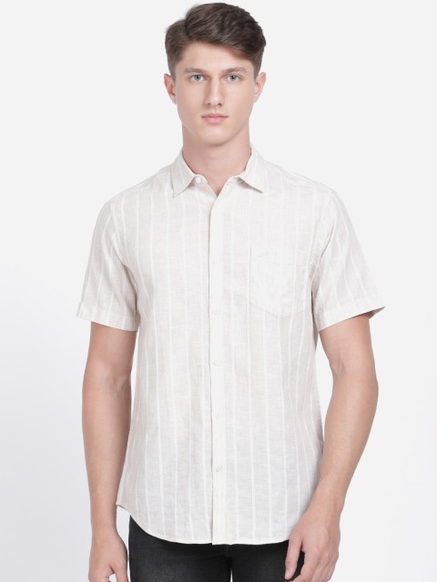 

Crocodile Men Cream-Coloured Regular Fit Striped Casual Shirt
