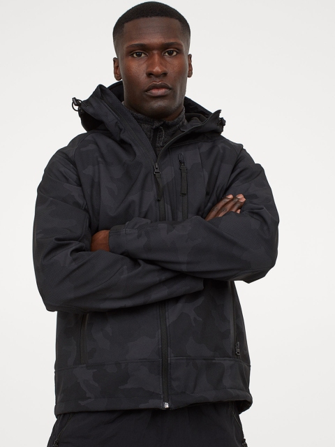 

H&M Men Grey Camouflage Printed Softshell Jacket