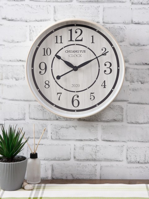 

House Of Accessories White & Black Round Solid 30cm Analogue Wall Clock
