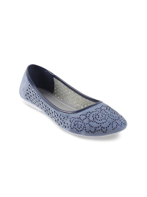 

Metro Women Blue Solid Ballerinas