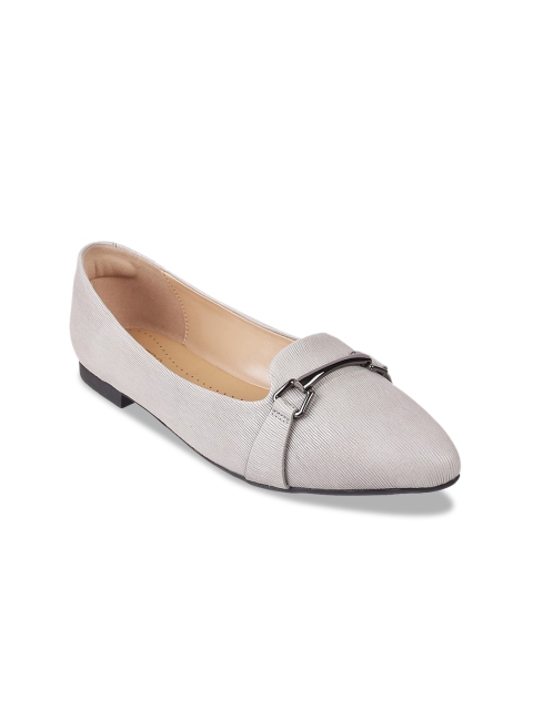 

Metro Women Grey Solid Ballerinas