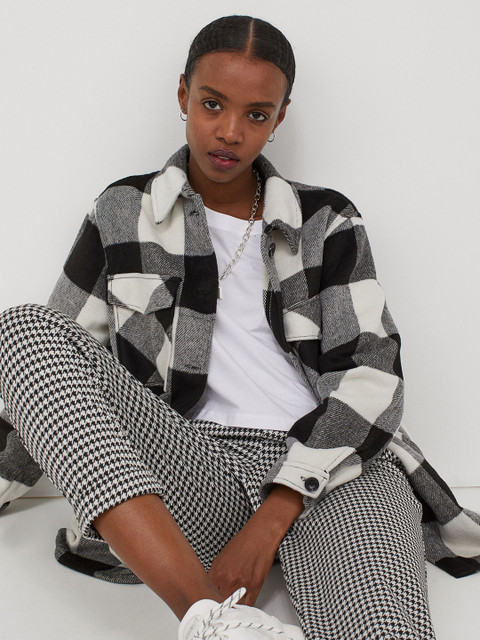 

H&M Women Black & White Printed Jersey Trousers