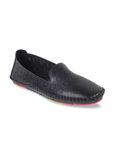 

Metro Women Black Solid Ballerinas
