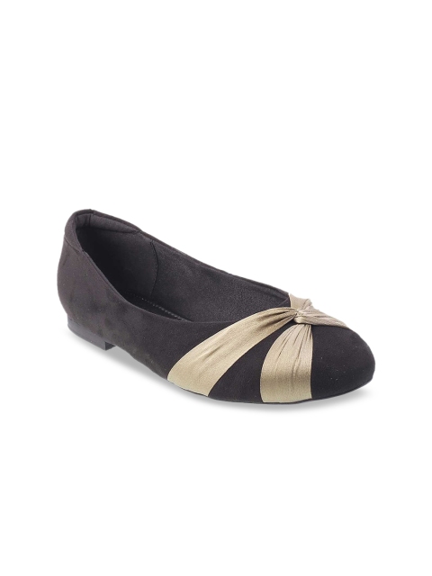 

Metro Women Green Colourblocked Ballerinas