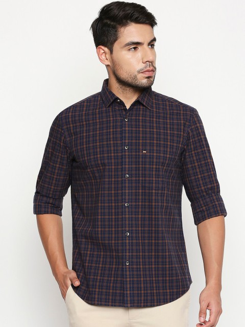 

Basics Men Brown Slim Fit Checked Casual Shirt
