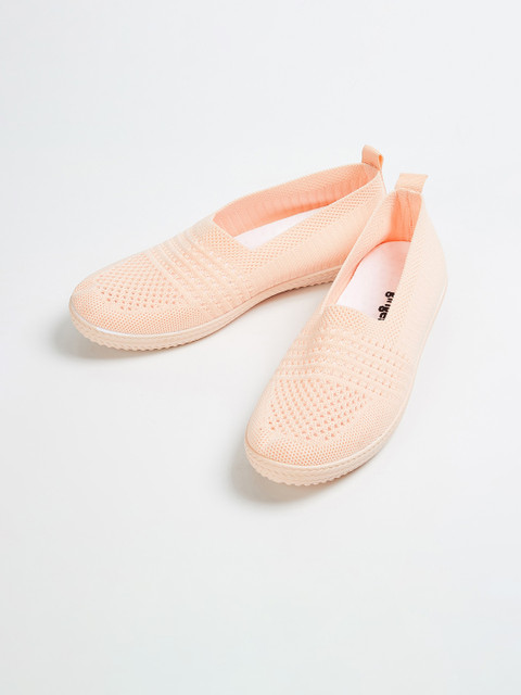 

Ginger by Lifestyle Women Peach-Coloured Slip-On Sneakers