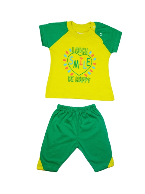 

Zoom Minimondo Infant Kids Yellow & Green Printed Night Suit