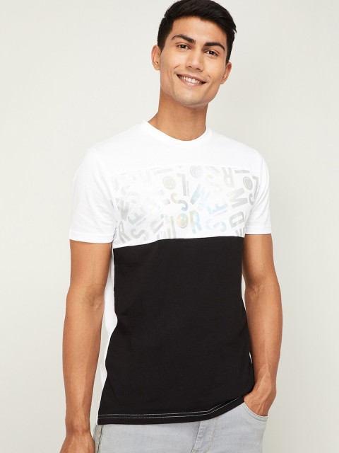 

SmileyWorld Men Black Colourblocked Round Neck T-shirt