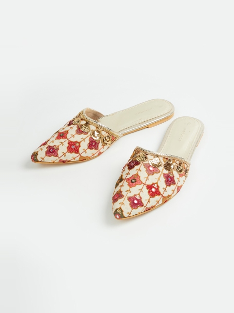 

Melange by Lifestyle Women Off-White Textured Fabric Open Toe Flats