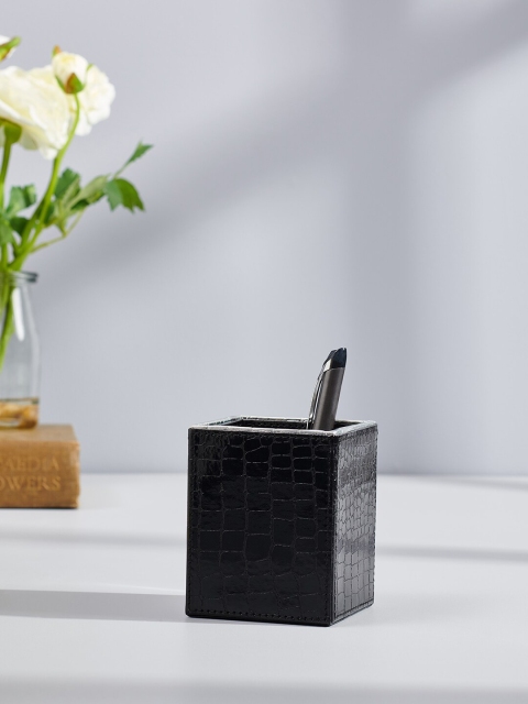 

Pure Home and Living Black & Silver-Toned Textured Croco Pen Cup Holder