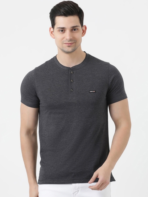 

Cloak & Decker Men Grey Solid Henley Neck T-shirt