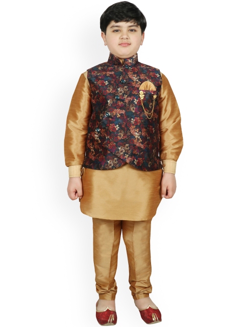 

SG YUVRAJ Boys Gold-Toned & Navy Blue Solid Kurta with Trousers
