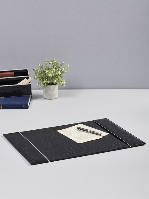 

Pure Home and Living Black Solid Croco Blotter