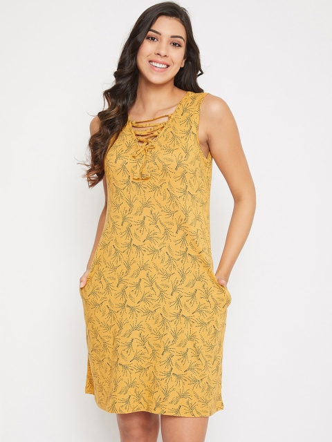 

Clovia Yellow & Black Printed Nightdress
