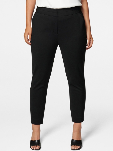 

Forever New Women Black Slim Fit Solid Regular Trousers