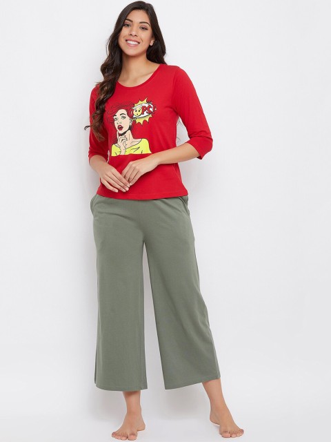 

Clovia Women Red & Green Printed Night suit