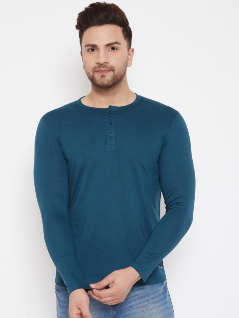 

Plagg Men Teal Blue Solid Henley Neck T-shirt
