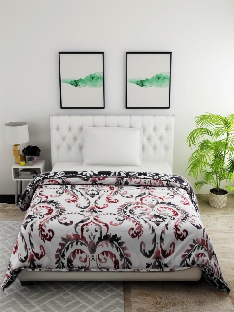 

Salona Bichona White & Off-White Ethnic Motifs AC Room 120 GSM Single Bed Comforter