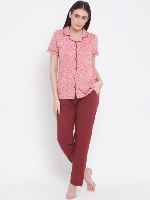

Kanvin Women Pink & Maroon Printed Night suit