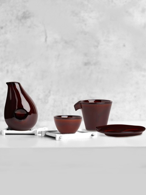 

shaze Brown Textured Sake Set