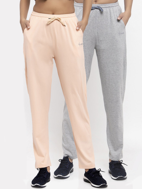 

NEUDIS Women Pack Of 2 Solid Track Pants, Peach