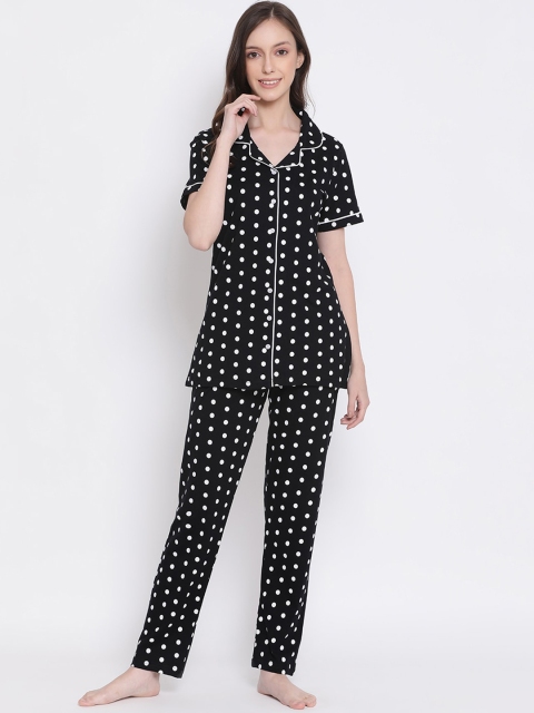 

Kanvin Women Black Printed Night suit