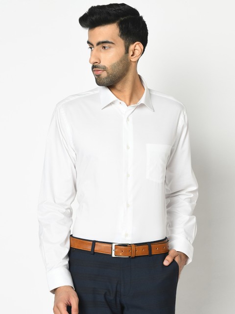 

Blackberrys Men White Slim Fit Solid Formal Shirt